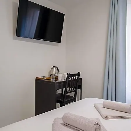 Lejlighedshotel Wine & Four - Agreable Sur Les Allees 3*